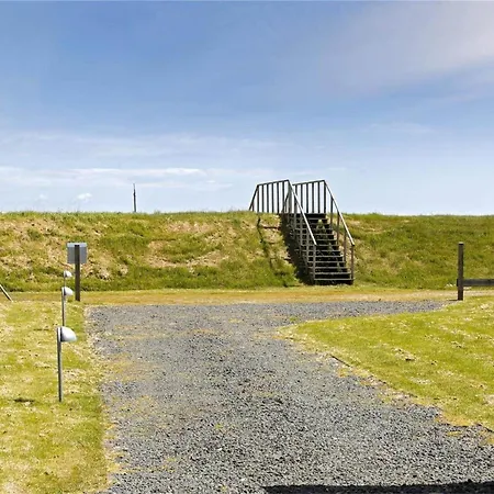 40123-juelsminde-ved-diget-3 *