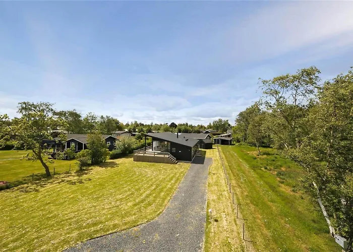 40123-juelsminde-ved-diget-3 *